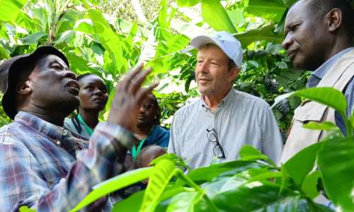 Ueli Hurter zu Besuch bei LIMBUA Kenia