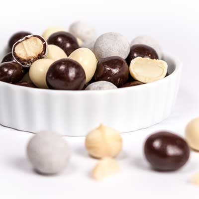 Macadamia Nüsse schokoliert